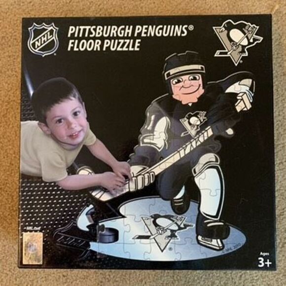 Pittsburgh Penguins NHL Giant Floor Puzzle - Picture 1 of 5